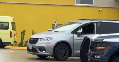 Ataque armado deja un hombre herido en estacionamiento de hotel en el bulevar El