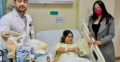 Tres primeros beb�s nacidos en 2026 con entrega de Actas de Nacimiento