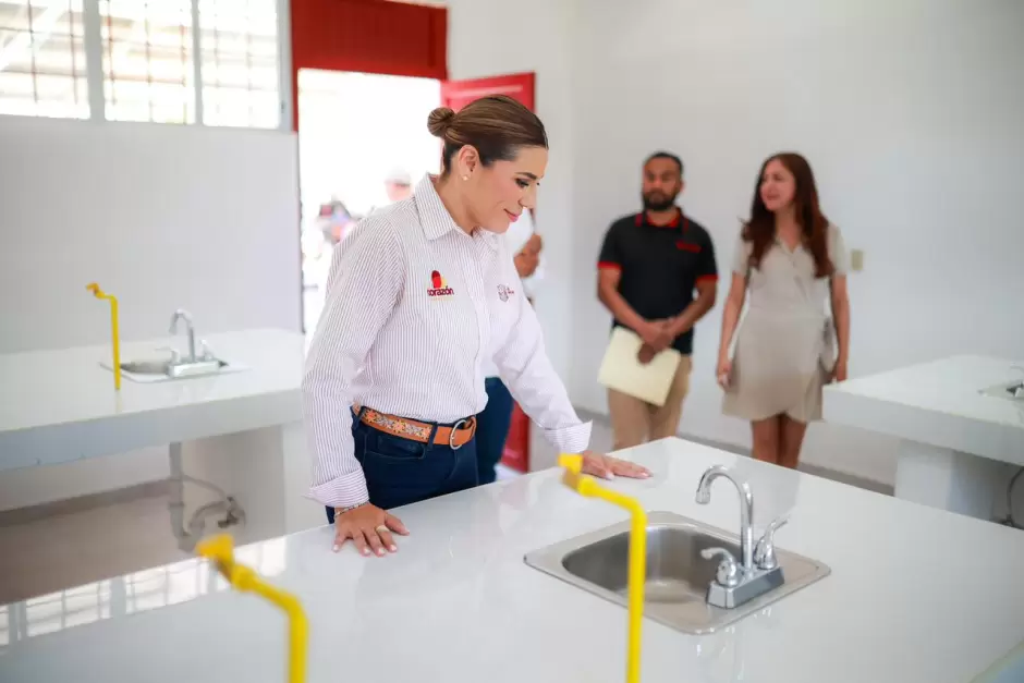 Es educaci�n una prioridad en Gobierno de Marina del Pilar