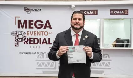 Cumple Ismael Burgue�o con el pago de su Impuesto Predial