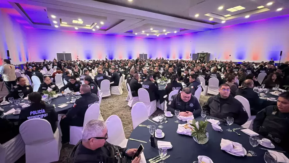 Alcalde manifiesta su respaldo a policías municipales de Tijuana