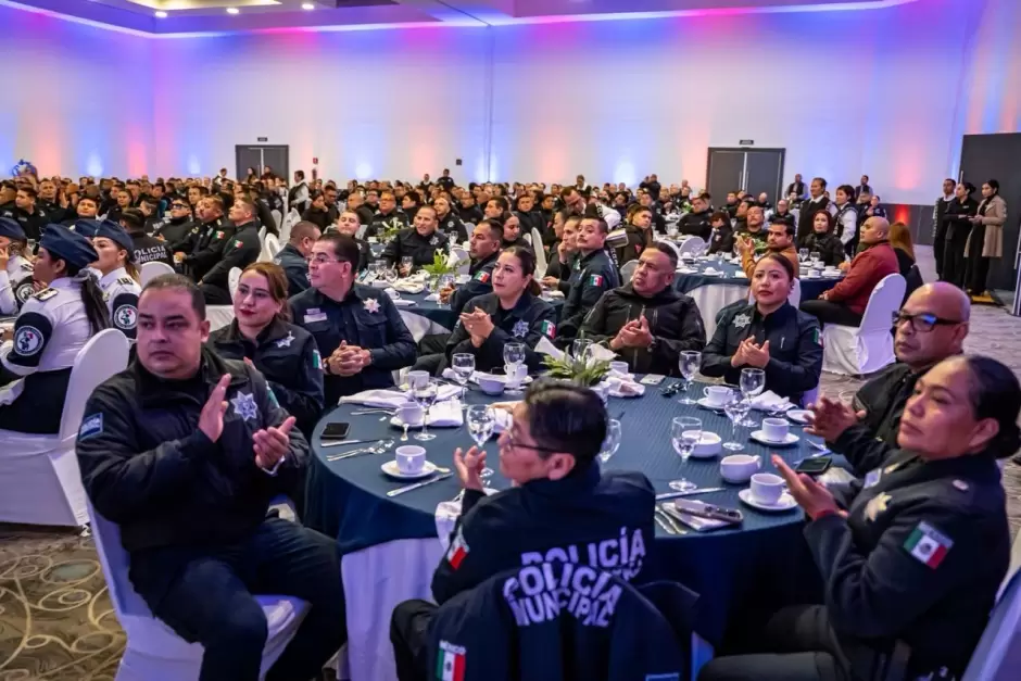 Conmemora Ismael Burgue�o el D�a Internacional del Polic�a