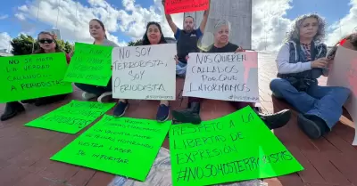Periodistas se manifiestan en Tijuana por el D�a del Periodista y denuncian crim