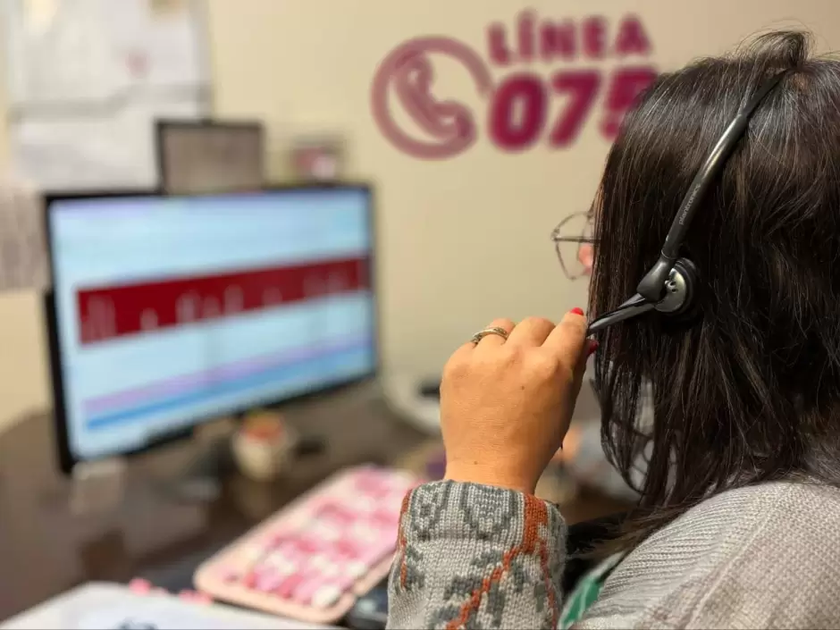 L�nea de Intervenci�n en Crisis 075