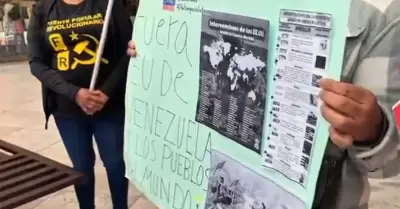 Activistas protestan en Tijuana contra intervenci�n militar de Estados Unidos en