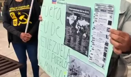 Activistas protestan en Tijuana contra intervenci�n militar de Estados Unidos en