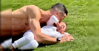 Cristiano Ronaldo con su hija