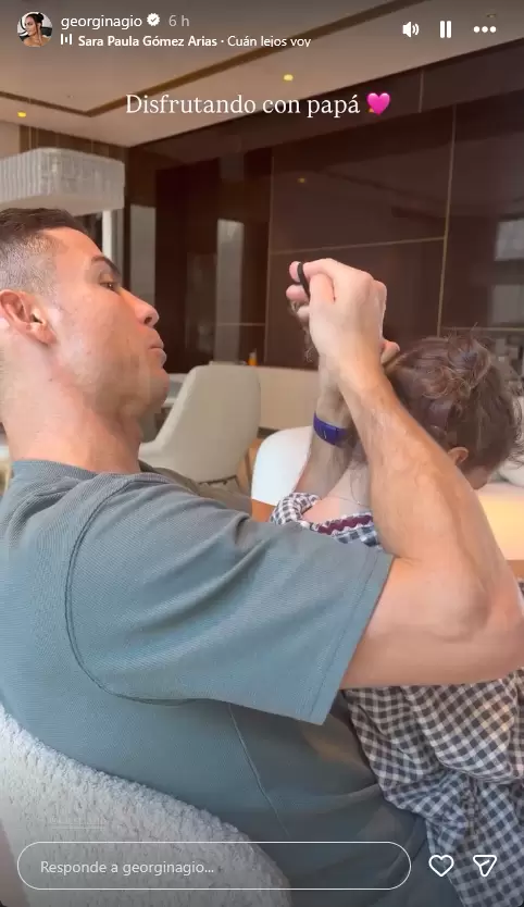 Captura de Cristiano Ronaldo con su hija