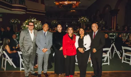 Cena baile conmemorativa