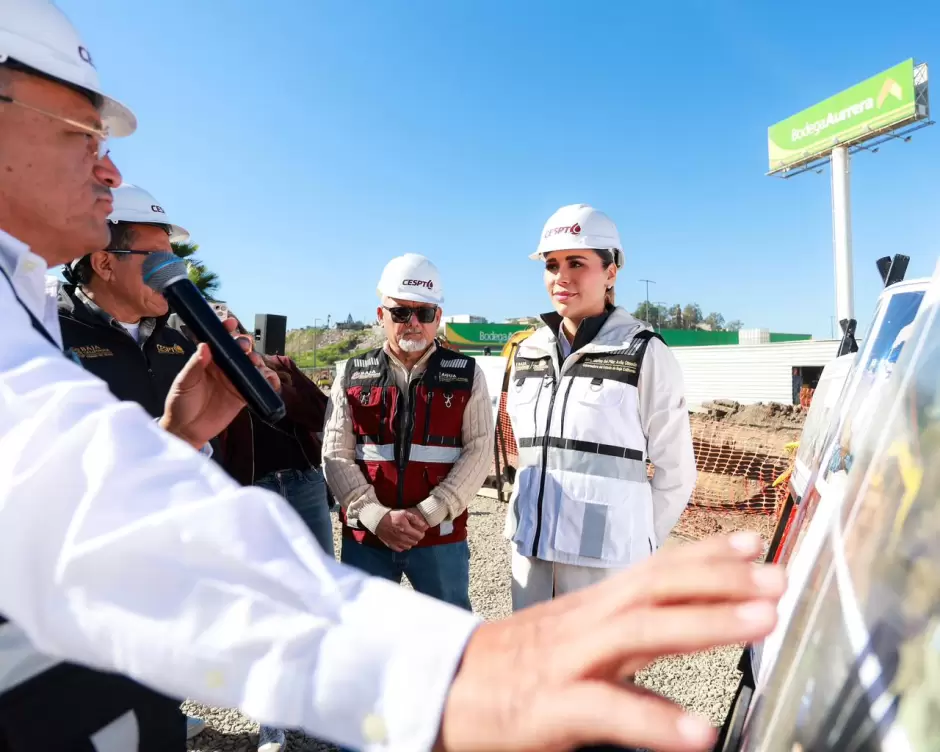 Supervisa gobernadora Marina del Pilar mantenimiento del acueducto Florido-Aguaje