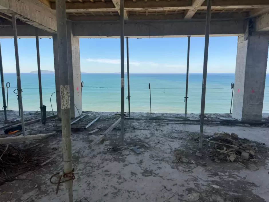 Obra de construcci�n en Punta Bandera clausurada por incumplir medidas de seguridad