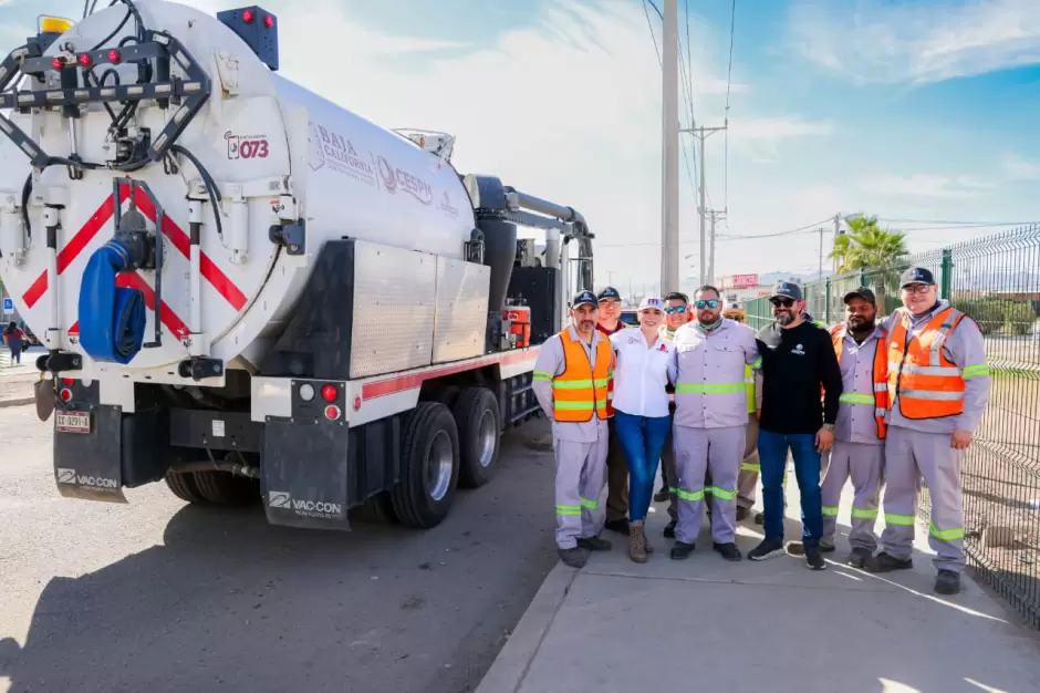 Invita gobernadora Marina del Pilar a aprovechar descuentos en el pago anual del servicio de agua potable