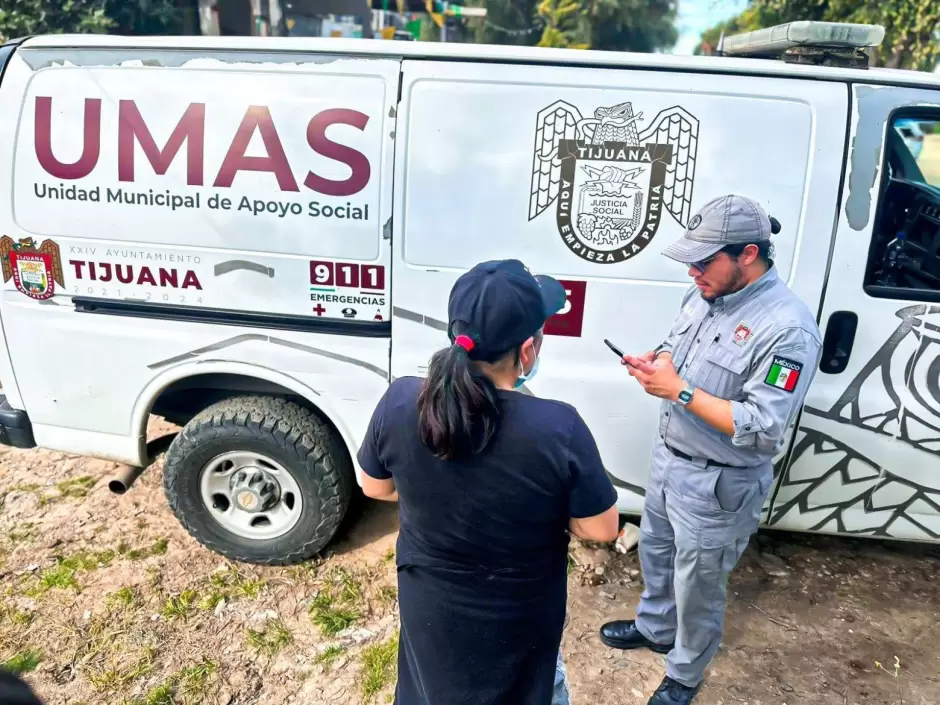 Brindan atenci�n a la comunidad de Rancho Las Flores