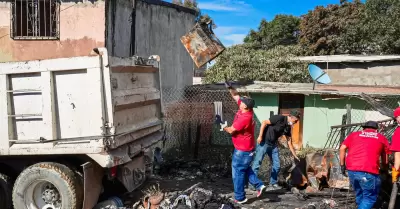 Brindan atenci�n a la comunidad de Rancho Las Flores