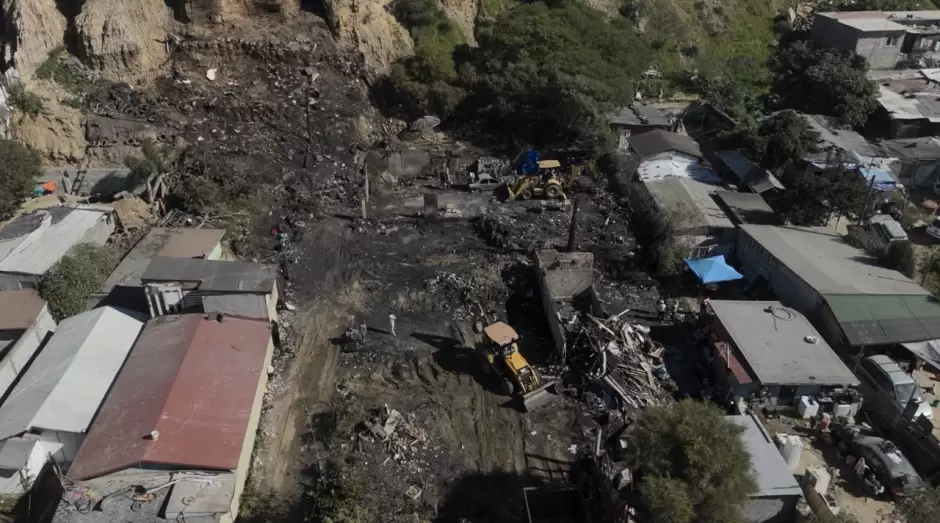 Familias damnificadas por incendio en Rancho Las Flores comienzan la reconstrucci�n