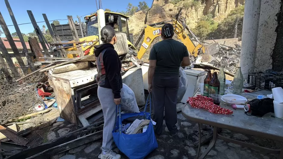 Familias damnificadas por incendio en Rancho Las Flores comienzan la reconstrucci�n