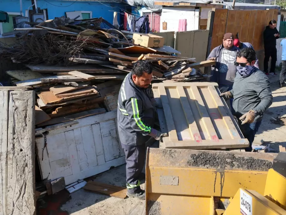 Recolecci�n de basura colonias de las delegaciones Otay Centenario y S�nchez Taboada