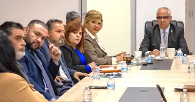 Acercamiento con gremios de abogados