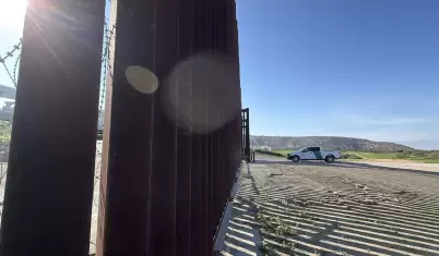 Frontera muro fronterizo