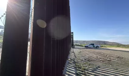 Frontera muro fronterizo