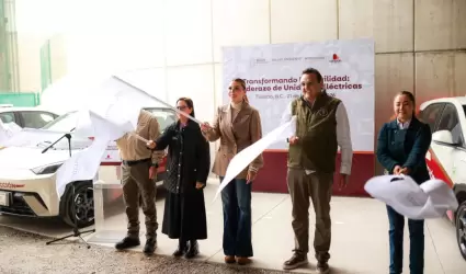 Banderazo de arranque a las unidades el�ctricas