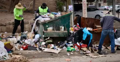 Recolecci�n de basura y escombro