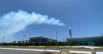 Refiner�a Olmeca, tambi�n conocida como Dos Bocas.