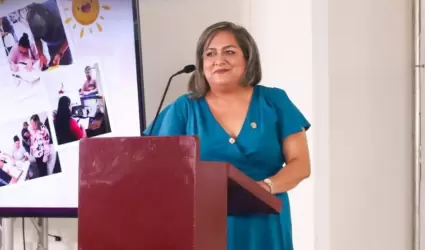 Directora del registro civil del estado, Elizabeth M�rquez