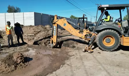 Reposici�n de tuber�a de alcantarillado pluvial en la colonia Esperanza