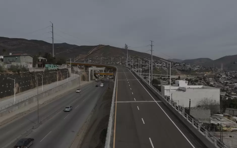 Garita Otay 2 camiones de exportaci�n