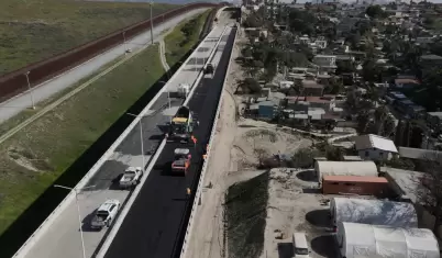 Vecinos del Ca��n Otay denuncian da�os por Viaducto Elevado