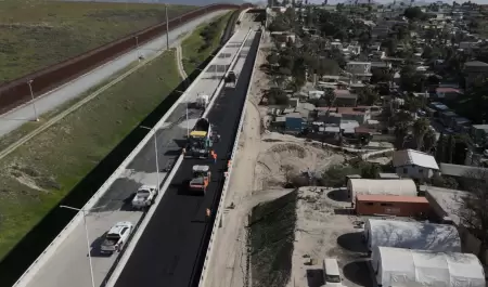 Vecinos del Ca��n Otay denuncian da�os por Viaducto Elevado