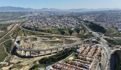 Inauguraci�n de la primera etapa del viaducto elevado de Tijuana