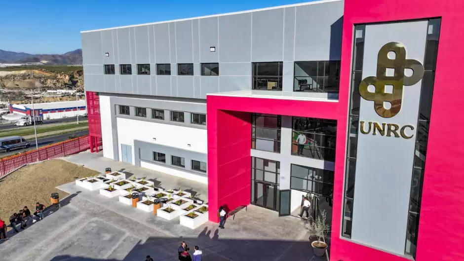 Inauguración del Viaducto Elevado y la Universidad Rosario Castellanos