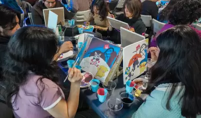 Noche de colores al estilo anim�