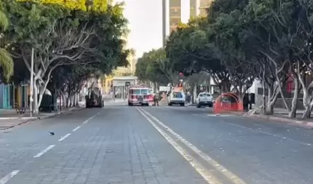 Contin�an cierres en avenida Revoluci�n por reparaci�n de fuga de gas