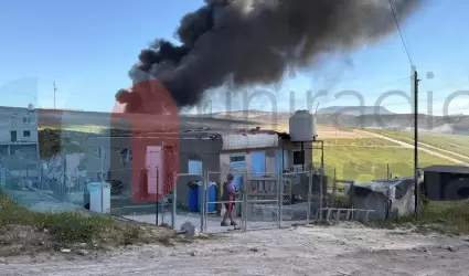 Incendio en ducto de Pemex provoc� evacuaciones preventivas en Rosarito