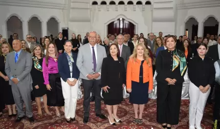 Asume Ma. Guadalupe Beltr�n presidencia de AMPI Ensenada
