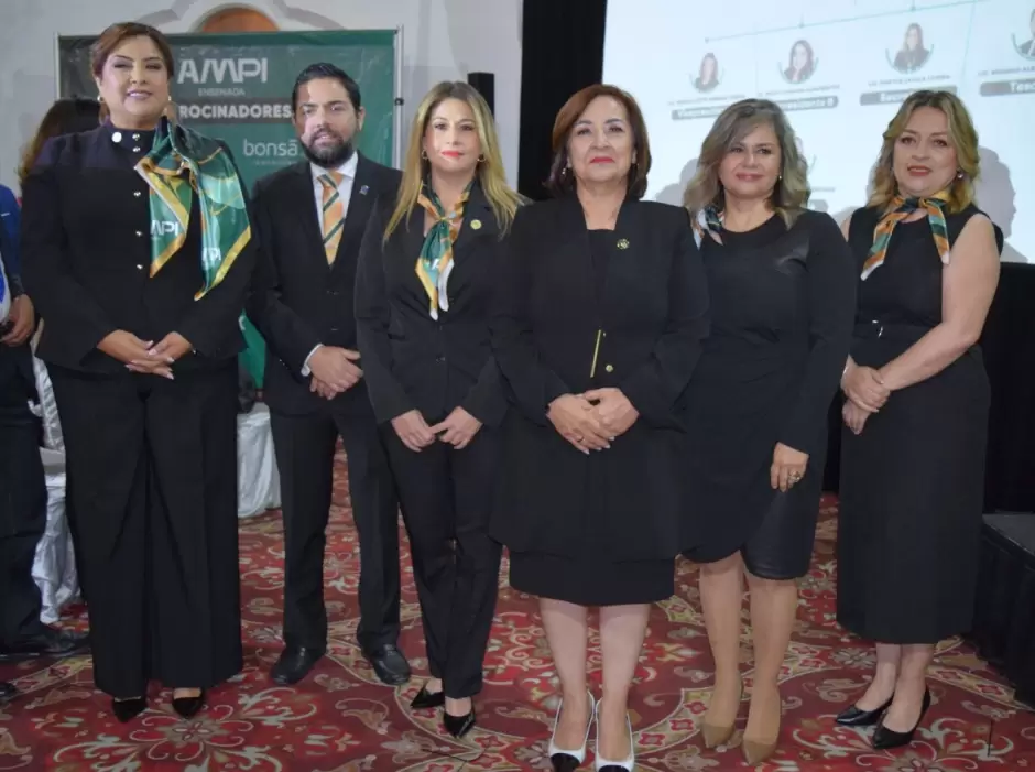 Asume Ma. Guadalupe Beltr�n presidencia de AMPI Ensenada
