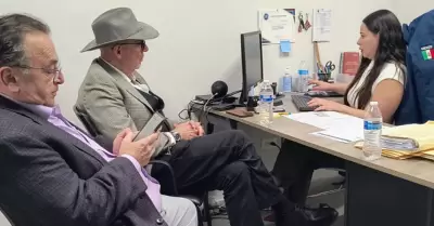 Acuden a la Fiscal�a a interponer la denuncia