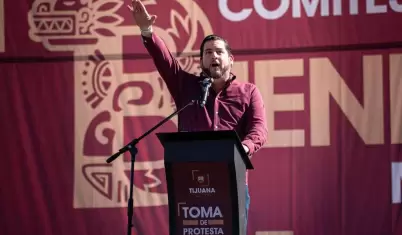 Toma protesta Ismael Burgue�o a representantes de mil 91 comit�s vecinales de Ti