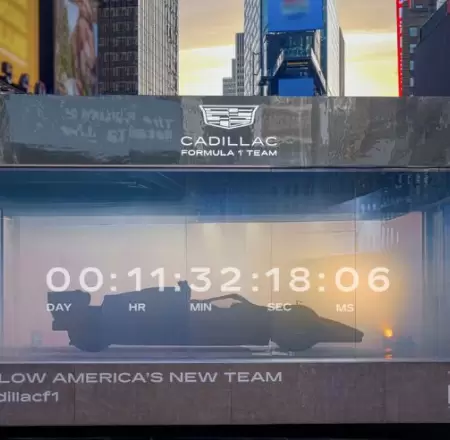 Cadillac presenta en NY el monoplaza que conducir� "Checo" P�rez