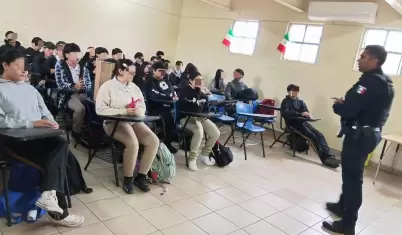 Visita a Cecyte Florido con equipo de Prevenci�n del Delito