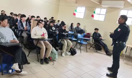 Visita a Cecyte Florido con equipo de Prevenci�n del Delito