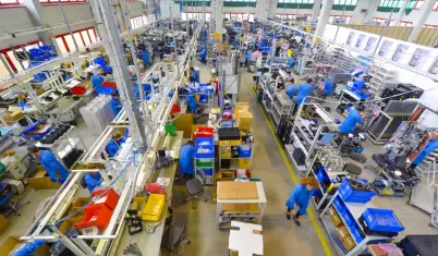 Industria trabajadores jornada laboral