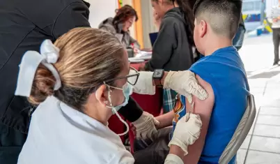 Jornada de vacunaci�n contra el sarampi�n en escuelas municipales