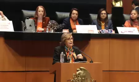 Martha Luc�a M�cher Camarena