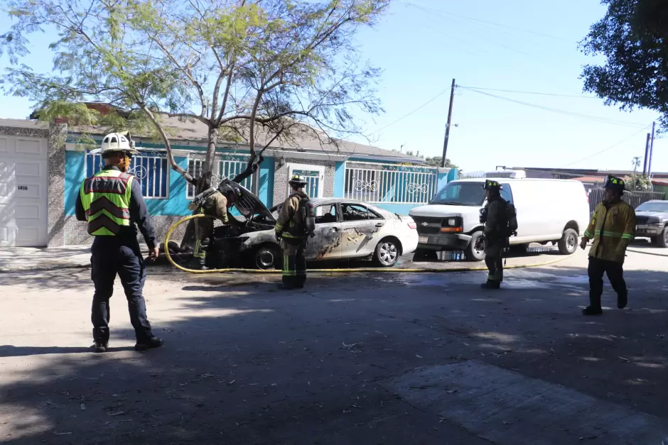 Escalada de violencia en Baja California tras muerte del "Mencho"