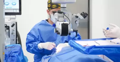 Programa de cirug�a de cataratas en Zona Costa de Baja California