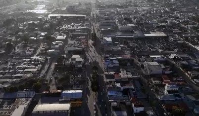 Tijuana permanec�a semiparalizada tras episodios de violencia